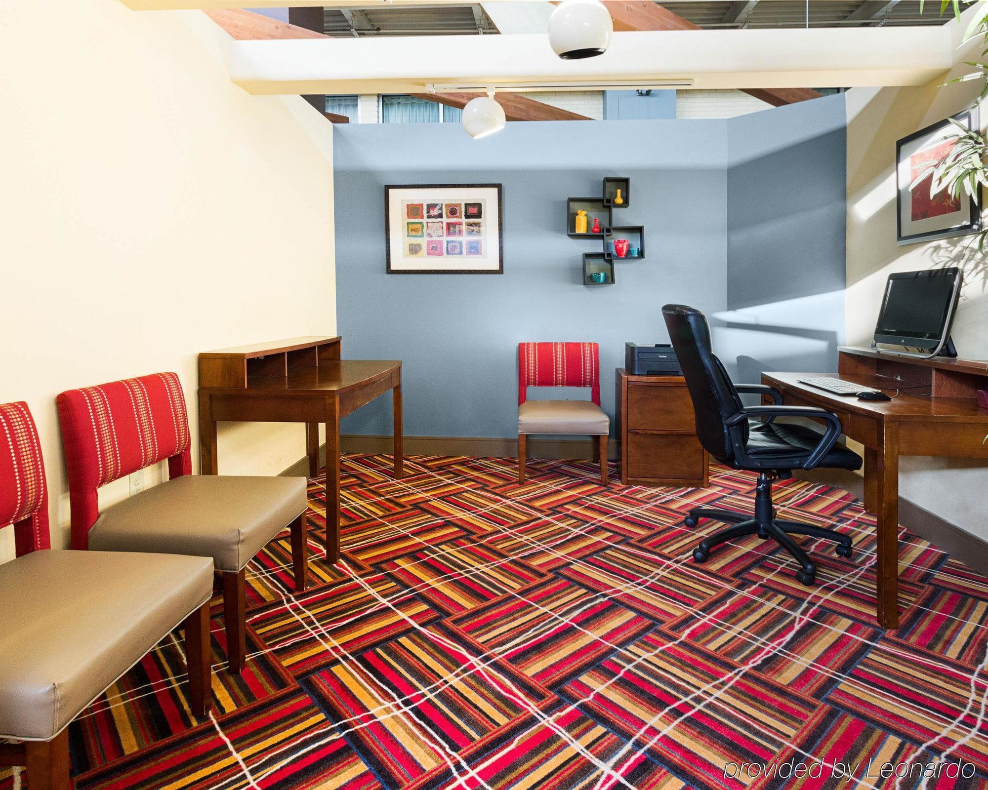 Comfort Inn & Suites Airport Syracuse Eksteriør bilde