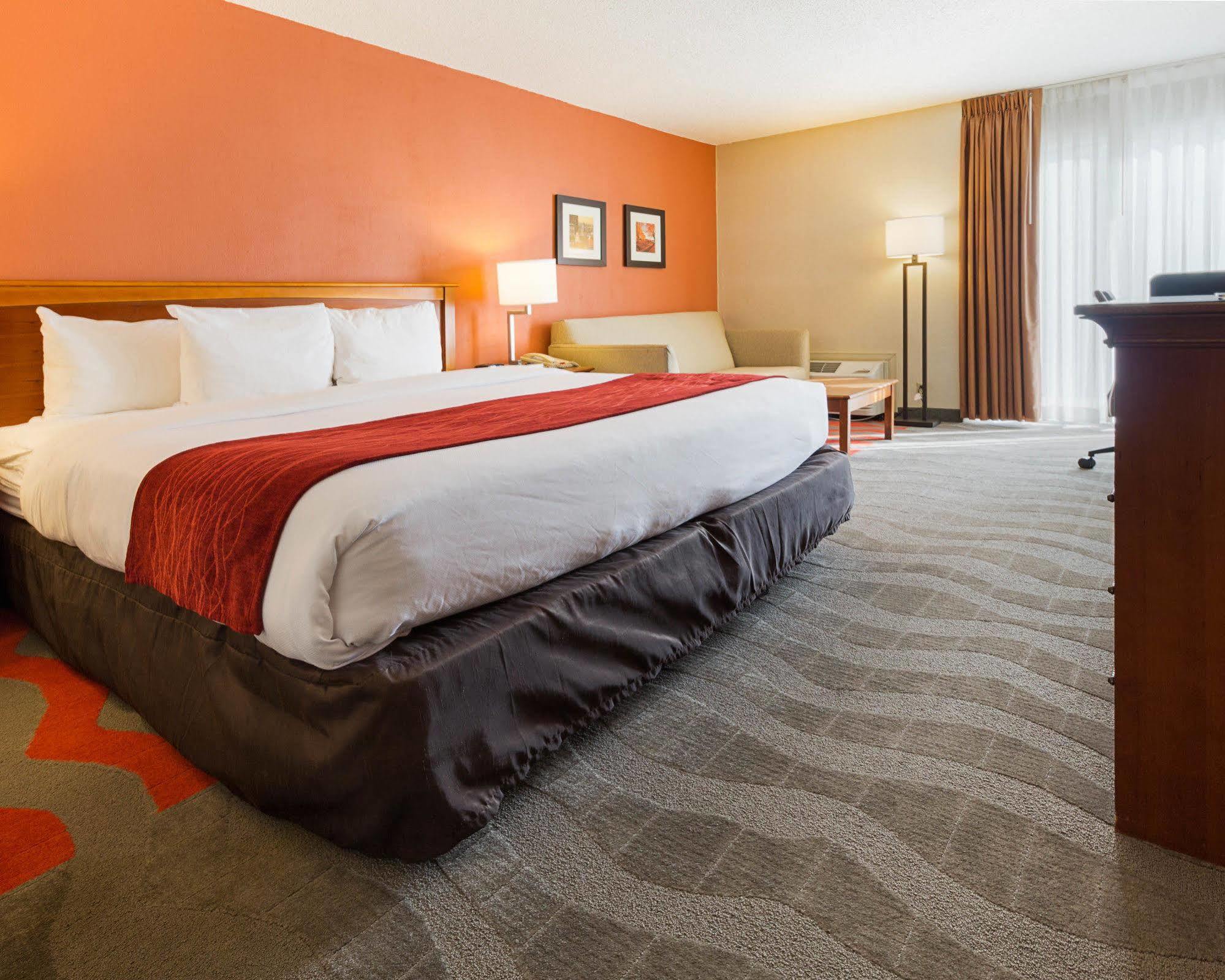 Comfort Inn & Suites Airport Syracuse Eksteriør bilde